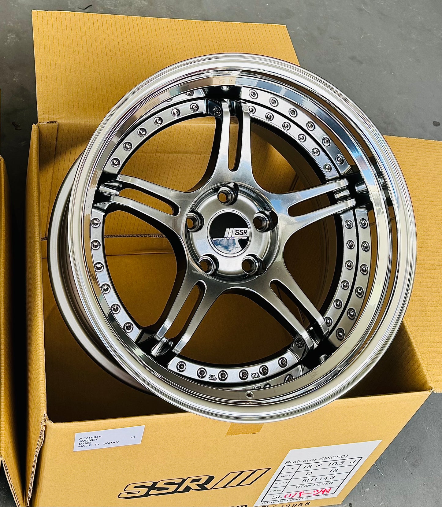 SSR SPX TITAN SILVER 18x9.5 +18 NR | 18x10.5 +18 SL 5-114.3 STAGGERED