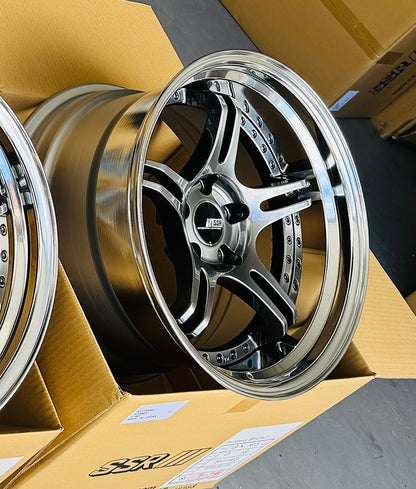 SSR SPX TITAN SILVER 18x9.5 +18 NR | 18x10.5 +18 SL 5-114.3 STAGGERED