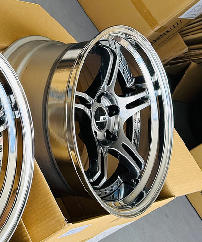 SSR SPX TITAN SILVER 18x9.5 +18 NR | 18x10.5 +30 SL 5-114.3 STAGGERED