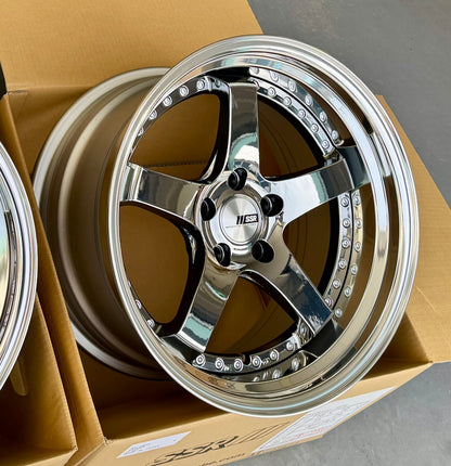 SSR SP4 SBC 18x9 +16 MD | 18x10 +24 SL 5-114.3 STAGGERED