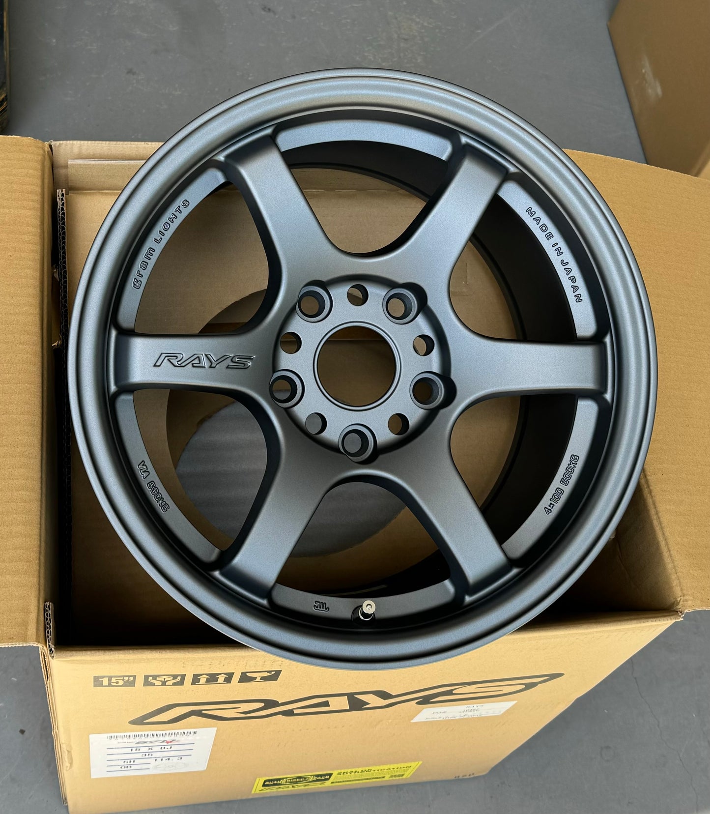 RAYS 57DR GUNBLUE 15x8 +35 5-114.3