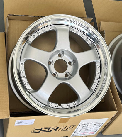 SSR SP1 SILVER 18x9 +31 HP | 18x10 +37 SL 5-114.3 STAGGERED
