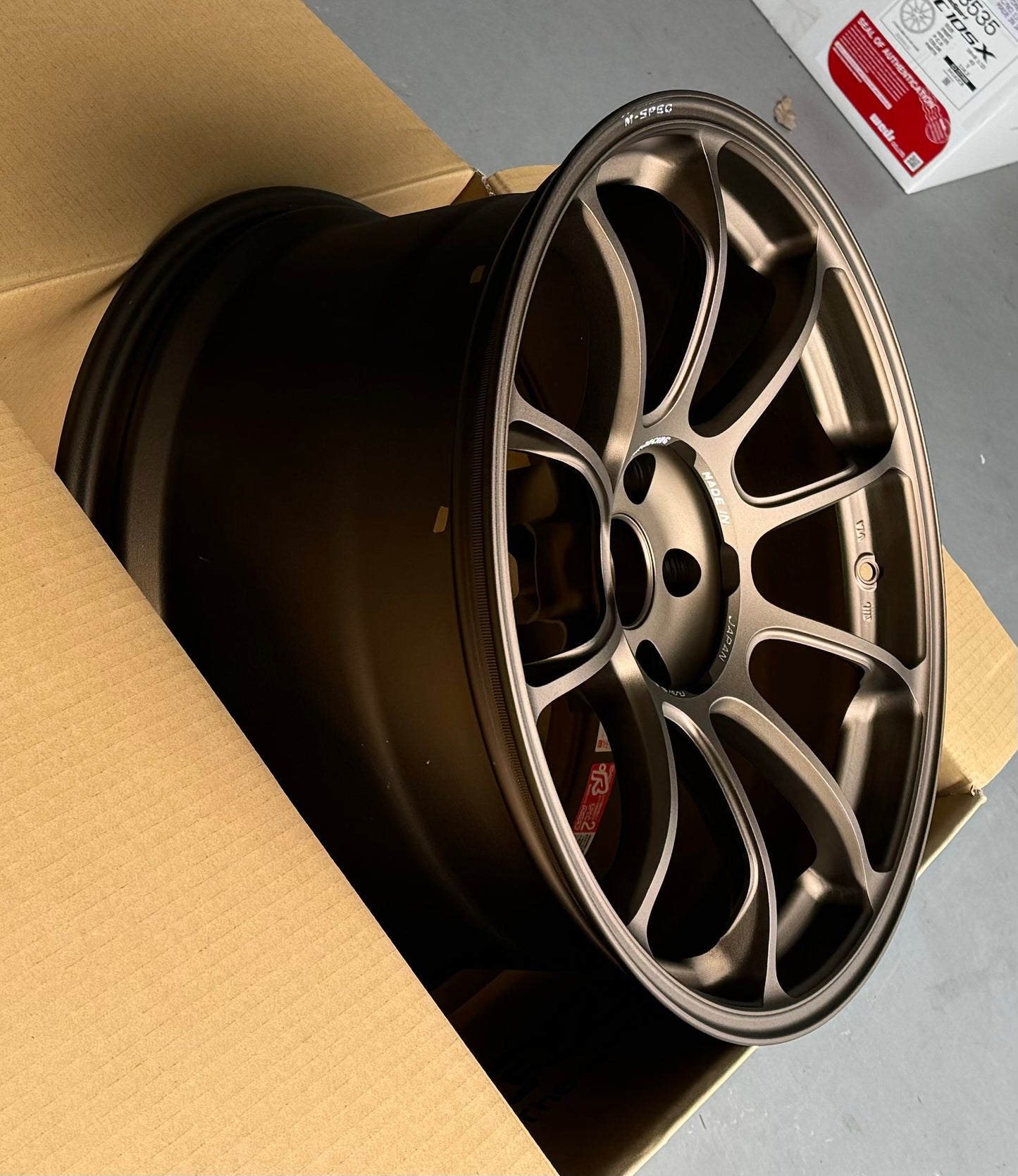 RAYS ZE40 M-SPEC BRONZE 19x10.5 +15 5-114.3