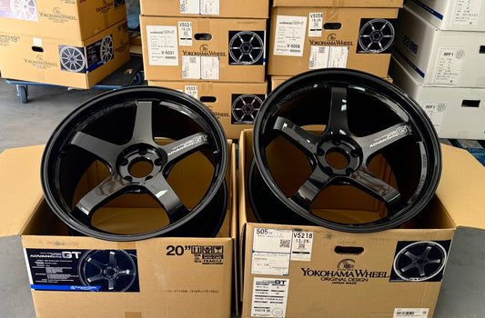 ADVAN RACING GT BEYOND 20x10 +30 | 20x12 +20 5-114.3 - RACING TITANIUM BLACK (R35 GTR)
