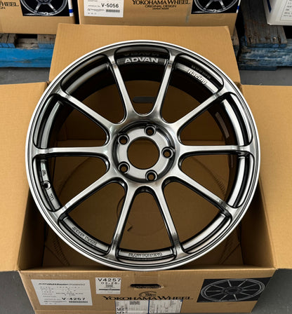 ADVAN RACING RSIII RACING HYPER BLACK 19x8.5 +45 5-112