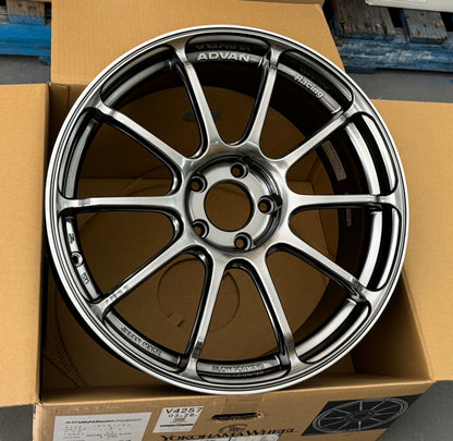 ADVAN RACING RSIII RACING HYPER BLACK 19x8.5 +45 5-112