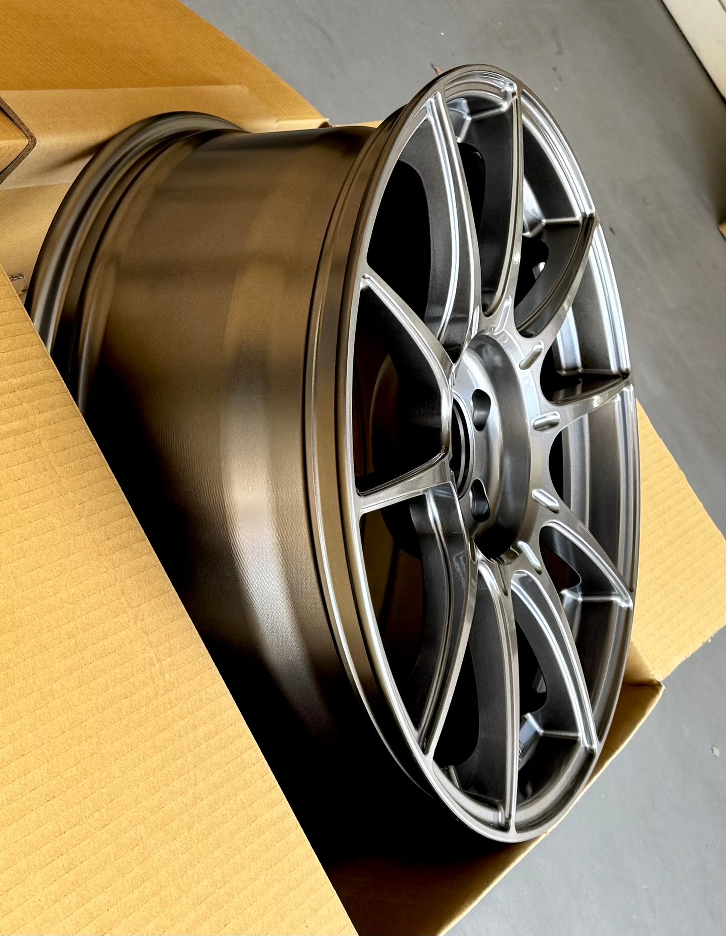 SSR GTX01 DARK SILVER 19x8.5 +45 5-114.3