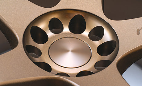 NISMO LMGT4 18x10.5 +15 5-114.3 BRONZE